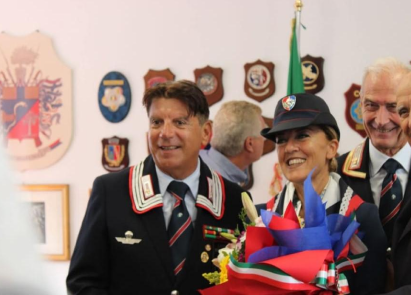 Un momento di riconoscimento durante un incontro